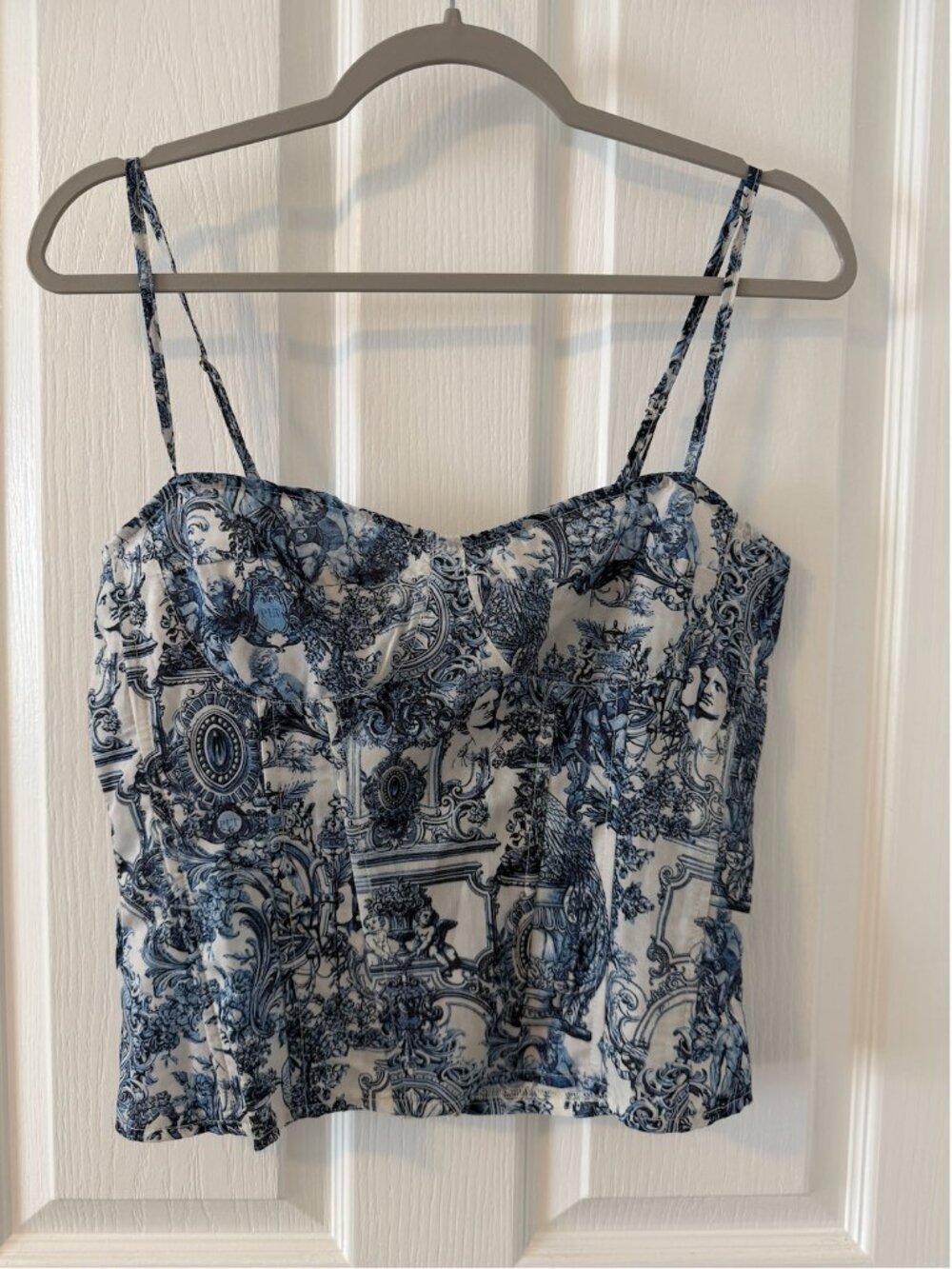 PrettyLittleThing Structured Corset Top - Picture 2 of 5
